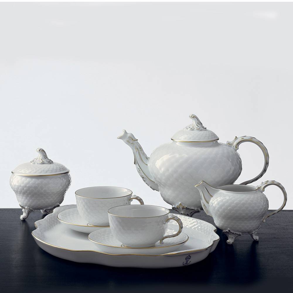 Scale pattern, white ❖ Gourmet plate